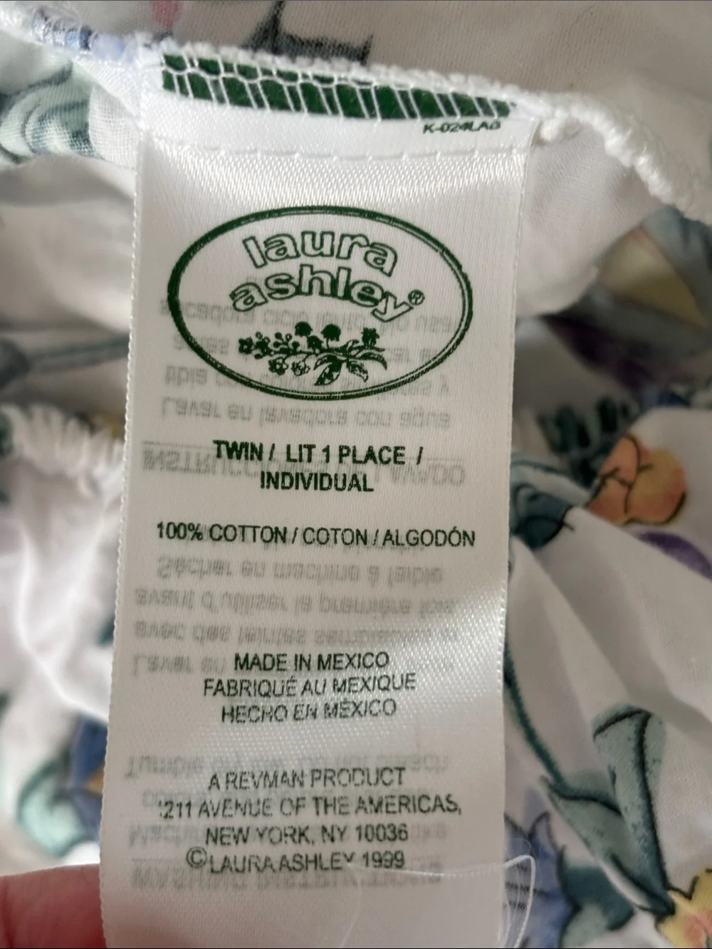 Vintage Laura Ashley 100% Cotton Twin Fitted Sheet